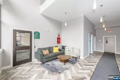 90 Clinton 206 #206, Newark, NJ 07114 - Photo 5