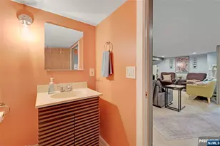 258 Ross Ave, Hackensack, NJ 07601 - Photo 37