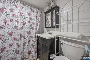 179 Prospect St, Hasbrouck Heights, NJ 07604 - Photo 19