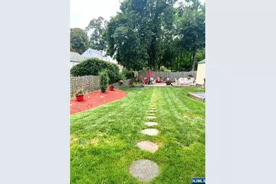 207 Westville Avenue, West Caldwell, NJ 07006 - Photo 23