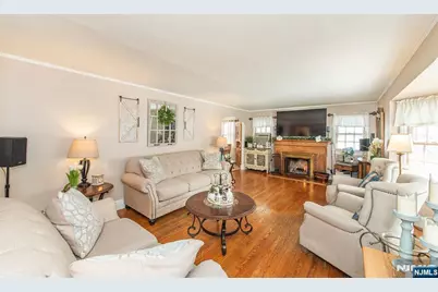 207 Westville Avenue, West Caldwell, NJ 07006 - Photo 3