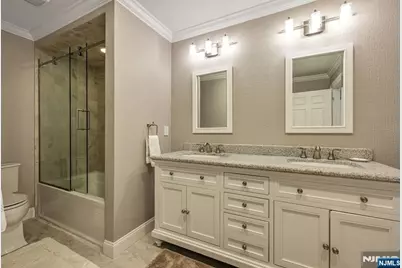 122 Brewster Road, Wyckoff Township, NJ 07481 - Photo 41