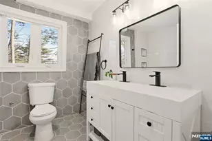 403 Lawn Ridge Rd, Orange, NJ 07050 - Photo 35