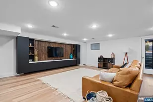 10 Bright Street 1, Jersey City, NJ 07302 - Photo 31