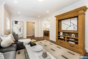 210 Baldwin St, Glen Ridge, NJ 07028 - Photo 9