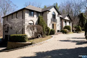250 Truman Dr, Cresskill, NJ 07626 - Photo 3