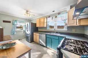 26 Edward Ct, Clifton, NJ 07011 - Photo 25