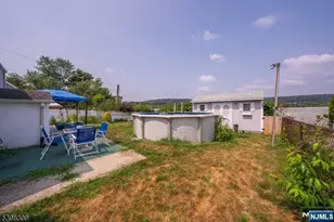 26 Edward Ct, Clifton, NJ 07011 - Photo 5