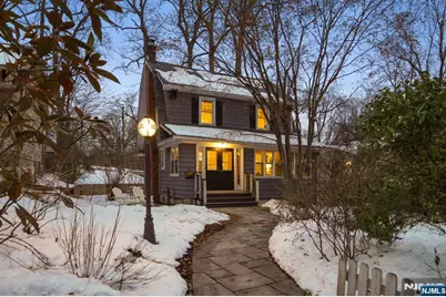 31 Nassau Road, Montclair, NJ 07043 - Photo 1
