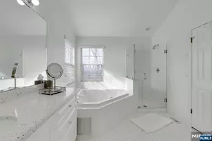 211 Warbler Dr, Wayne, NJ 07470 - Photo 29