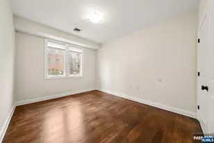 255 Laird 1, Cliffside Park, NJ 07010 - Photo 13