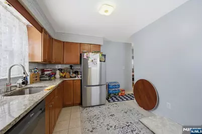 122 Cedar Street, Garfield, NJ 07026 - Photo 7