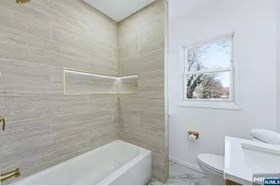 33 Midland Avenue, East Orange, NJ 07017 - Photo 21
