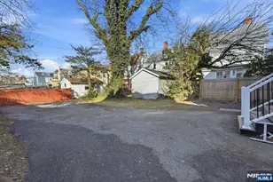 33 Midland Ave, East Orange, NJ 07017 - Photo 41