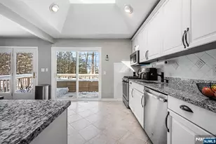 7 Alpine Dr, Butler, NJ 07405 - Photo 13