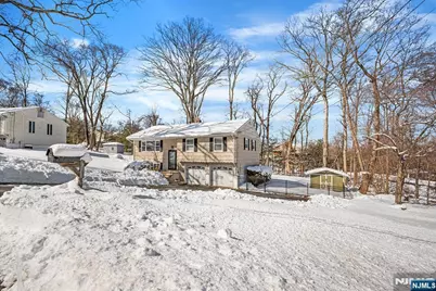 7 Alpine Drive, Butler, NJ 07405 - Photo 3