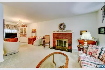 30 Perrin Drive, Wayne, NJ 07470 - Photo 7