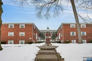 203 Beverwyck Road 1, Parsippany, NJ 07034 - Photo 3