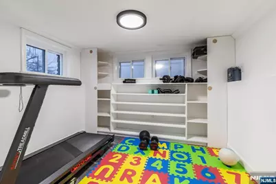 9 Wayne Place, Nutley, NJ 07110 - Photo 21