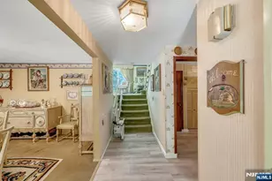 75 Cherokee Ave, Allendale, NJ 07401 - Photo 5