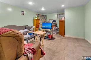 20 Bergen Ave, North Arlington, NJ 07031 - Photo 11