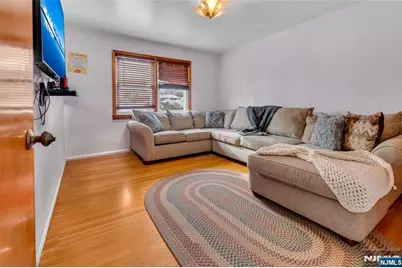 20 Bergen Avenue, North Arlington, NJ 07031 - Photo 3