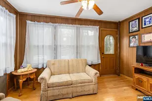 7 Delafield Ave, Rutherford, NJ 07070 - Photo 3