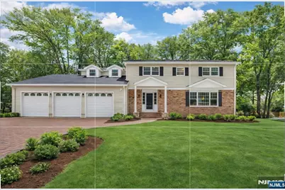 5 Pin Oak, West Caldwell, NJ 07006 - Photo 1