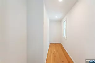 5 Pin Oak, West Caldwell, NJ 07006 - Photo 33