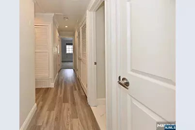 708 Thoreau Court, Mahwah, NJ 07430 - Photo 21