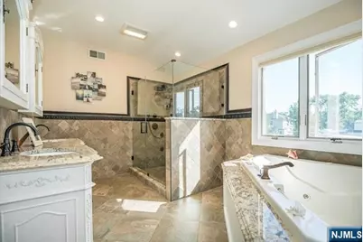 16 Lawrence Road, Wayne, NJ 07470 - Photo 17