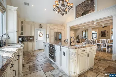 16 Lawrence Road, Wayne, NJ 07470 - Photo 5