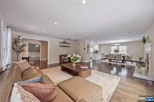 202 Chestnut Ridge Rd, Saddle River, NJ 07458 - Photo 11