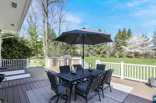 202 Chestnut Ridge Rd, Saddle River, NJ 07458 - Photo 45