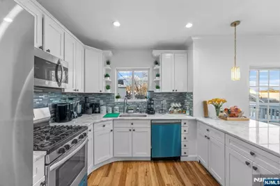 51 Garden Street, Teaneck Township, NJ 07666 - Photo 7