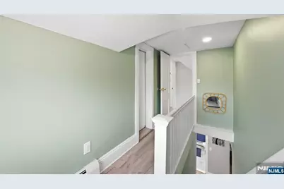 444 Oncrest Terrace, Cliffside Park, NJ 07010 - Photo 33