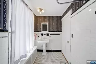 249 Parish Dr, Wayne, NJ 07470 - Photo 25