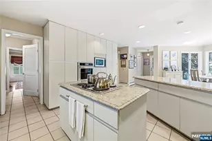 525 Franklin Ave, Franklin Lakes, NJ 07417 - Photo 13