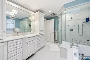 525 Franklin Ave, Franklin Lakes, NJ 07417 - Photo 23