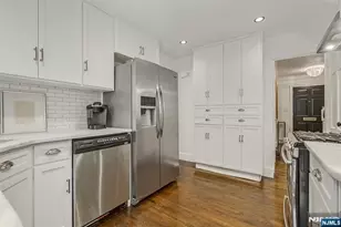 3 Collins Ave, Bloomfield, NJ 07003 - Photo 7