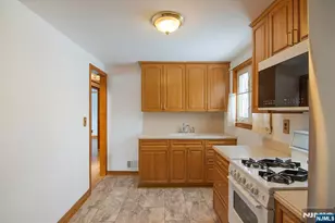 12 Mill St, Elmwood Park, NJ 07407 - Photo 7