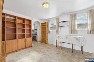 185 Park Ave, Passaic, NJ 07055 - Photo 11