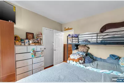 527 34th Street D2 #D2, Union City, NJ 07087 - Photo 15