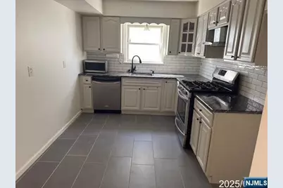 4401 Smith Avenue 2A #2A, North Bergen, NJ 07047 - Photo 9