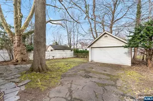 1342 Pennington Rd, Teaneck Township, NJ 07666 - Photo 23