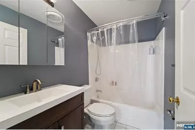 65 Fairview Street 3D #3D, Palisades Park, NJ 07650 - Photo 21