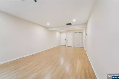 65 Fairview Street 3D #3D, Palisades Park, NJ 07650 - Photo 9