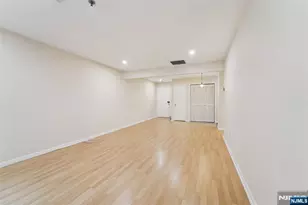 65 Fairview Street 3D, Palisades Park, NJ 07650 - Photo 9