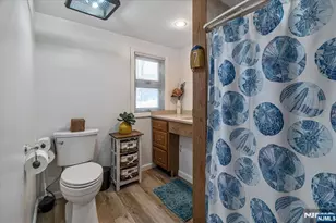 87 Fairlawn, West Milford, NJ 07421 - Photo 17