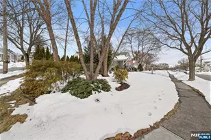 93 Bromley Pl, Nutley, NJ 07110 - Photo 37